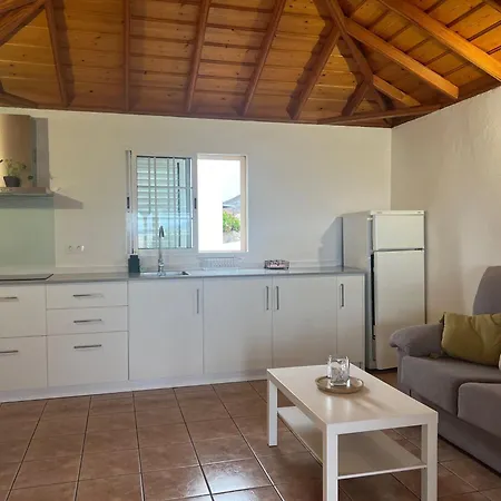 Casas Papayeras, En Barros * Los Llanos De Aridane